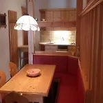 Geraeumige In Mit Sauna *
