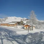 Geraeumige In Mit Sauna Apartman