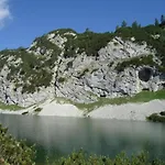 Geraeumige In Mit Sauna * Schladming