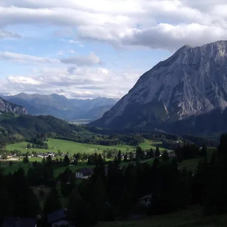 Geraeumige In Mit Sauna Apartamento Schladming