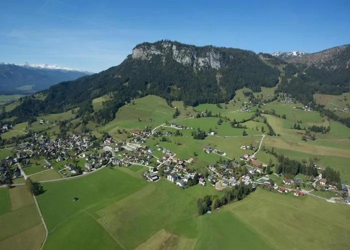 Geraeumige In Mit Sauna *